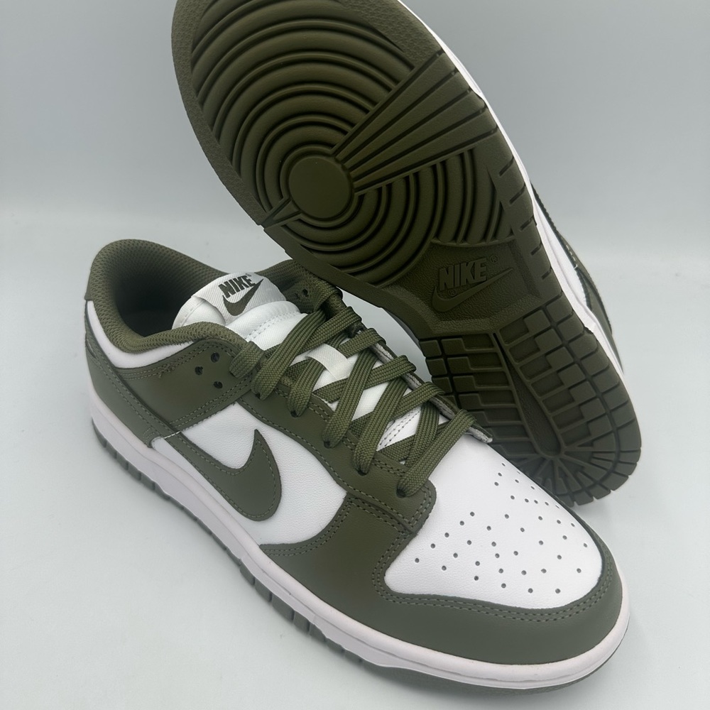 Nike Dunk Low Medium Olive